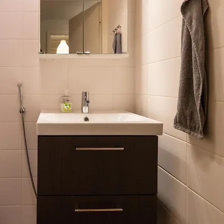 Big 3-bedroom With Sauna, Balcony, Free Parking Apartman Vantaa