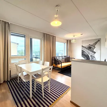 Apartman Big 3-bedroom With Sauna, Balcony, Free Parking *