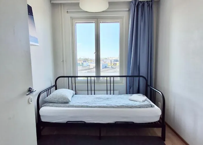 Апартаменты Big 3-bedroom With Sauna, Balcony, Free Parking *